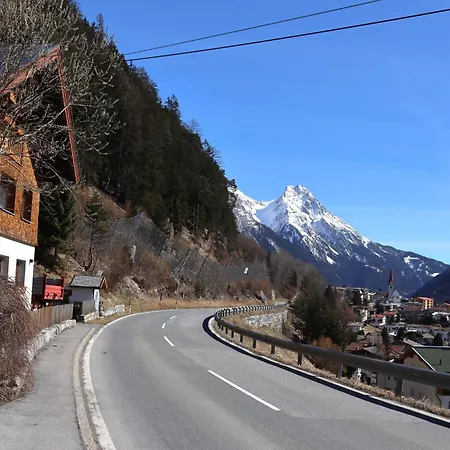 Loisa Ferienhaus Pettneu am Arlberg